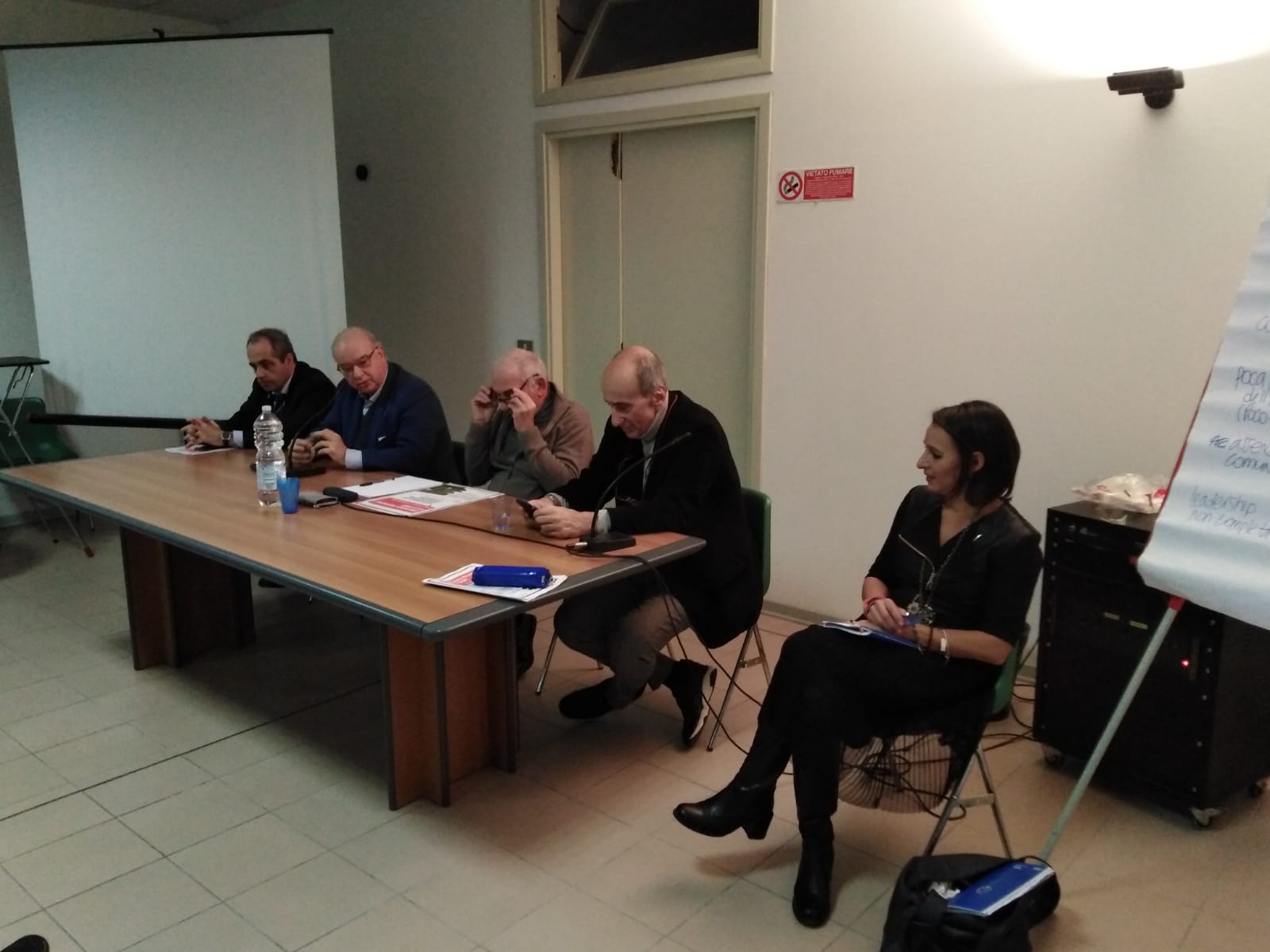 Conf 4 12 a